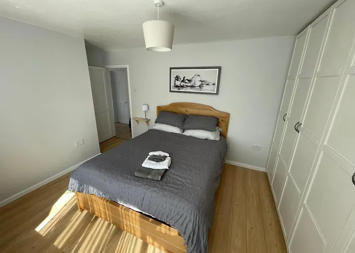 3 Bed Bungalow In Winchcombe, Cotswolds,Gloucester